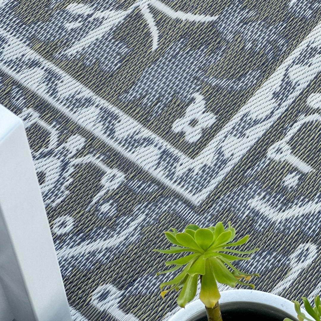 Nain Beige Recycled Plastic Outdoor Rug - Fab Habitat , Recycled Plastic Rugs & Mats,