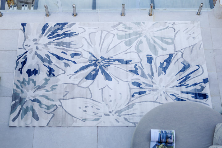 Tawang Navy and Cream Indoor Outdoor Rug