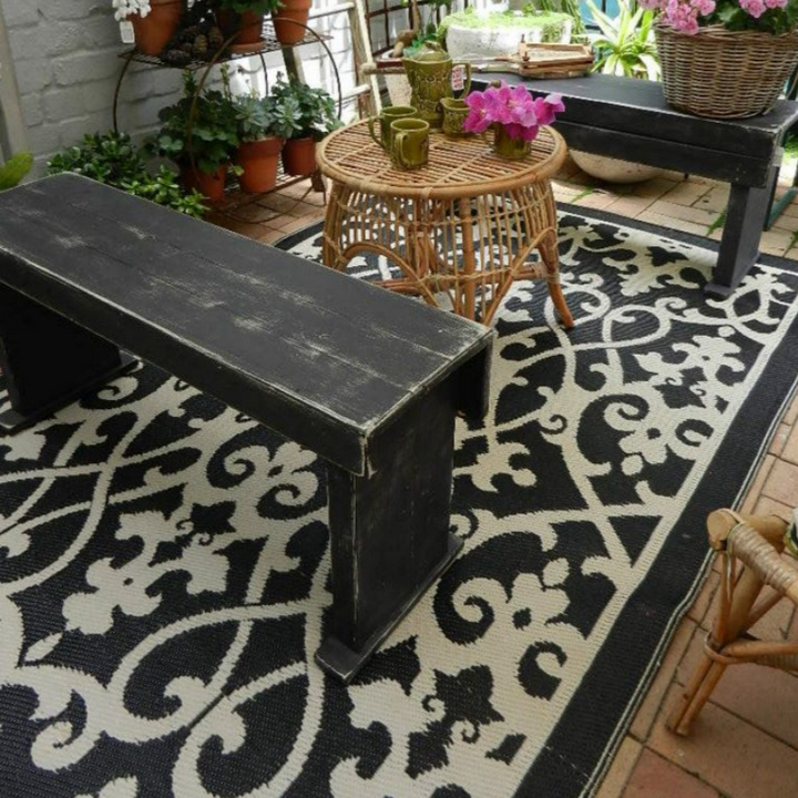 Venice Black and Cream Traditional Recycled Plastic Large Rug - Fab Habitat , Recycled Plastic Rugs & Mats, [product_size],