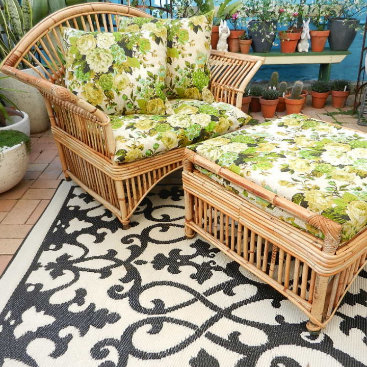 Venice Black and Cream Traditional Recycled Plastic Outdoor Rug - Fab Habitat , Recycled Plastic Rugs & Mats, [product_size],