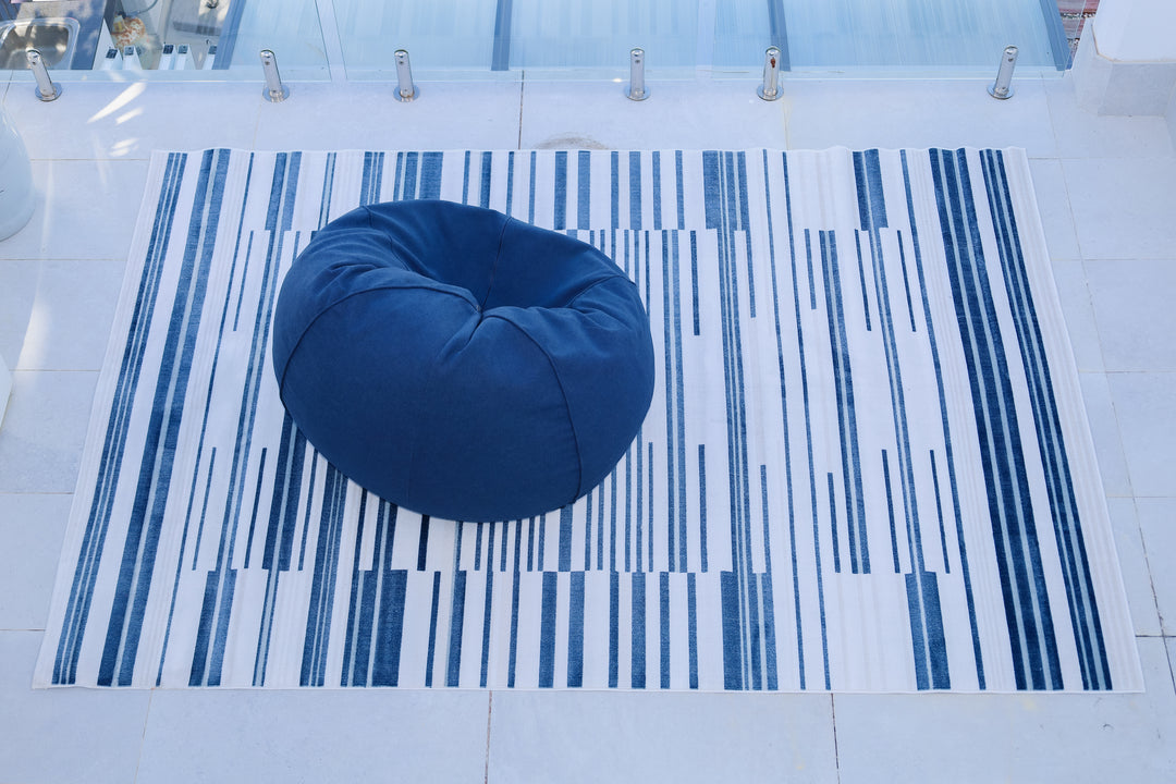 Yomi Navy and Cream Indoor Outdoor Rug