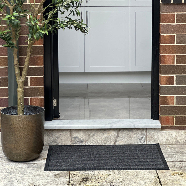 Daro Charcoal Black Thin Polypropylene doormat - Doormats Fab Habitat
