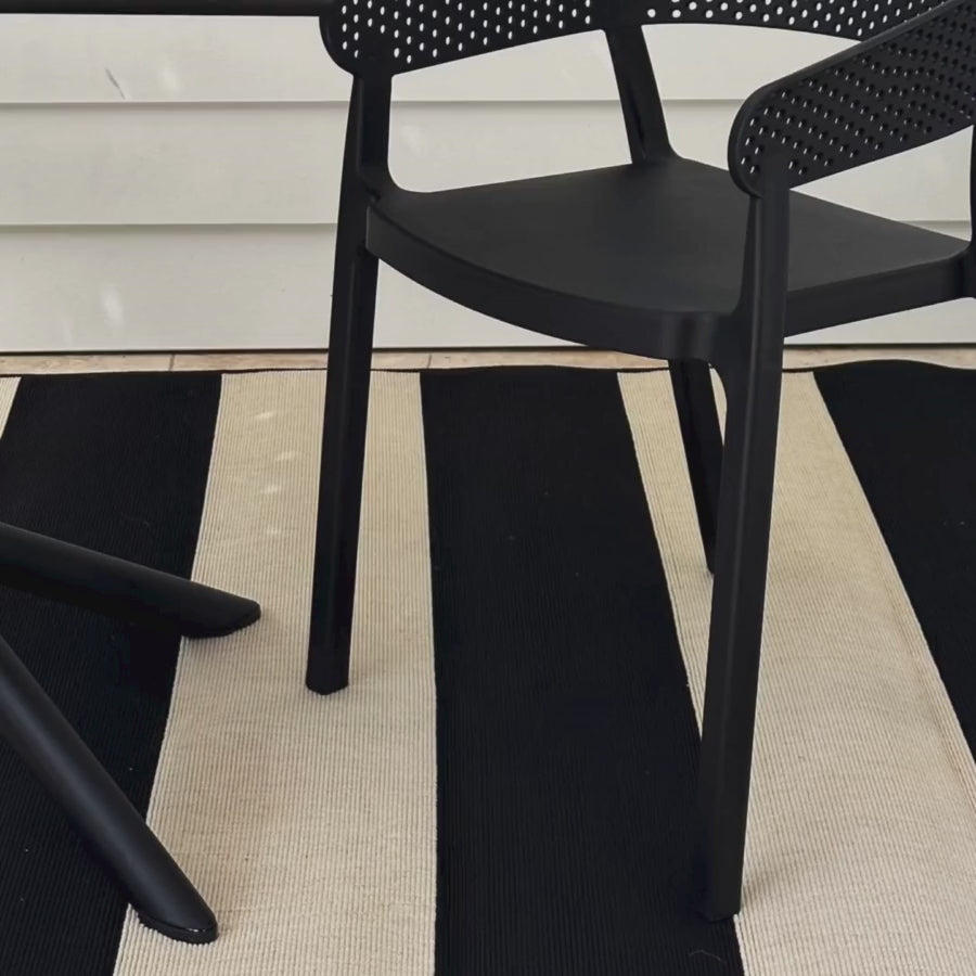Santacruz Outdoor Black Cafe Bistro Chair
