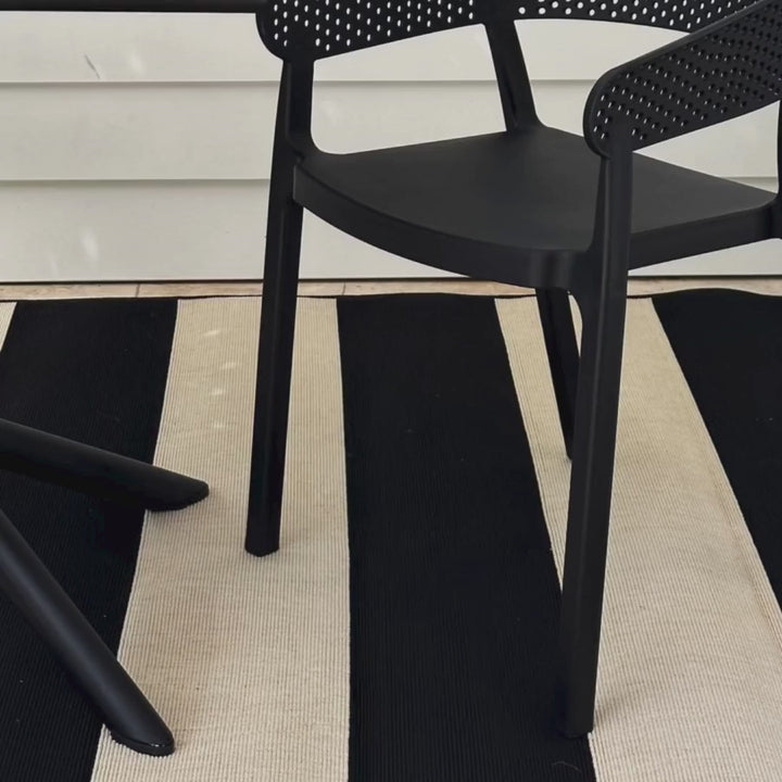 Santacruz Outdoor Black Cafe Bistro Chair