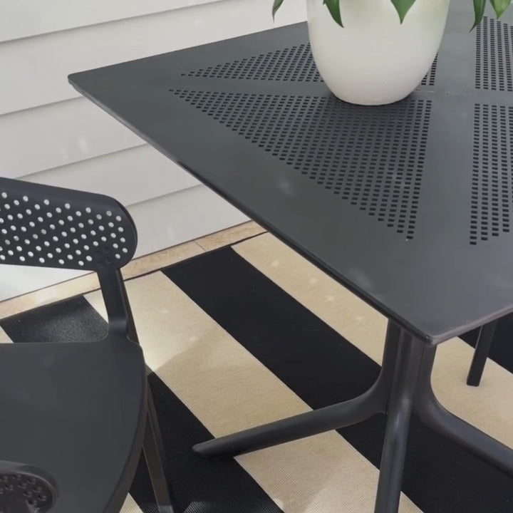Santacruz Black Cafe Bistro Table
