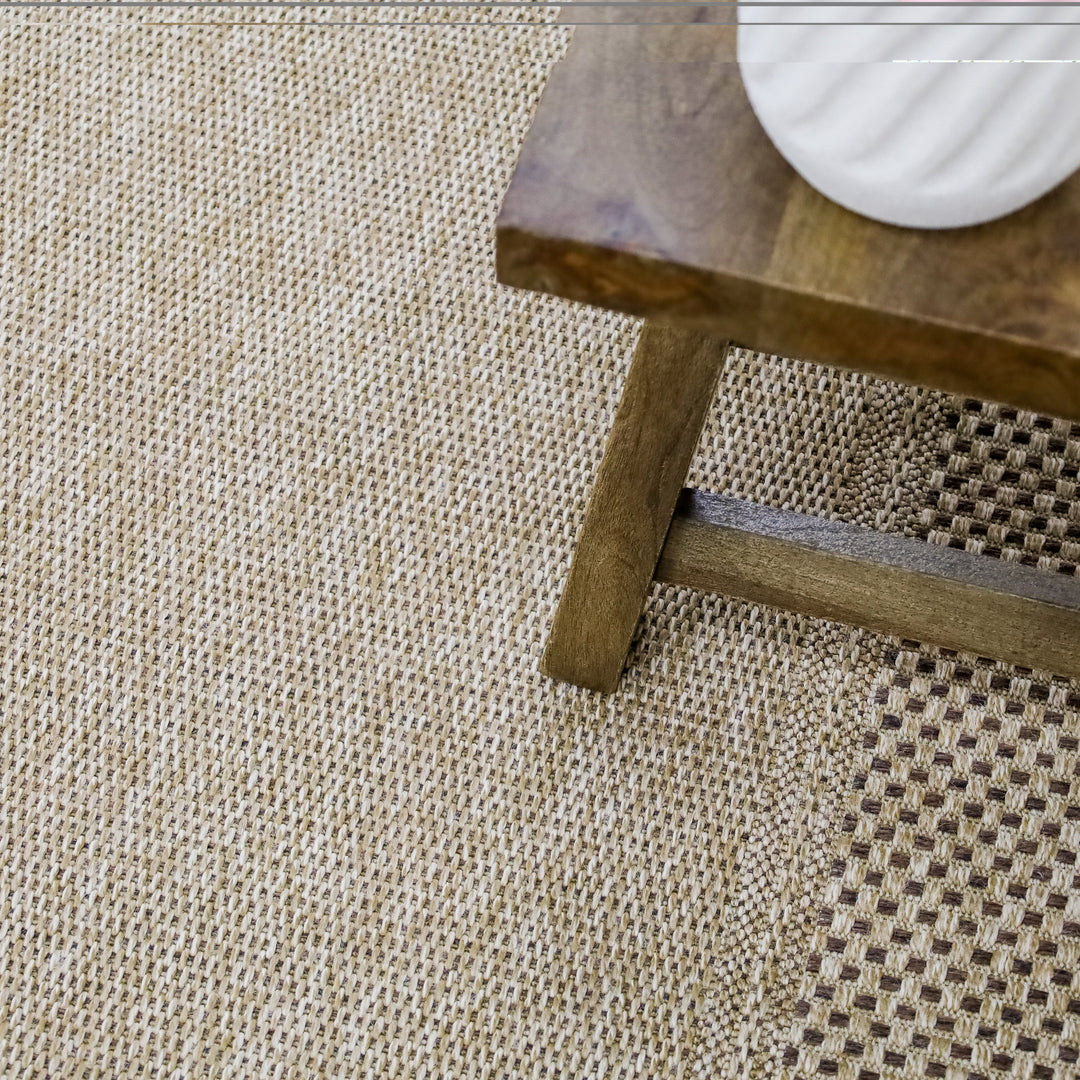 Akita Black Indoor Outdoor Rug