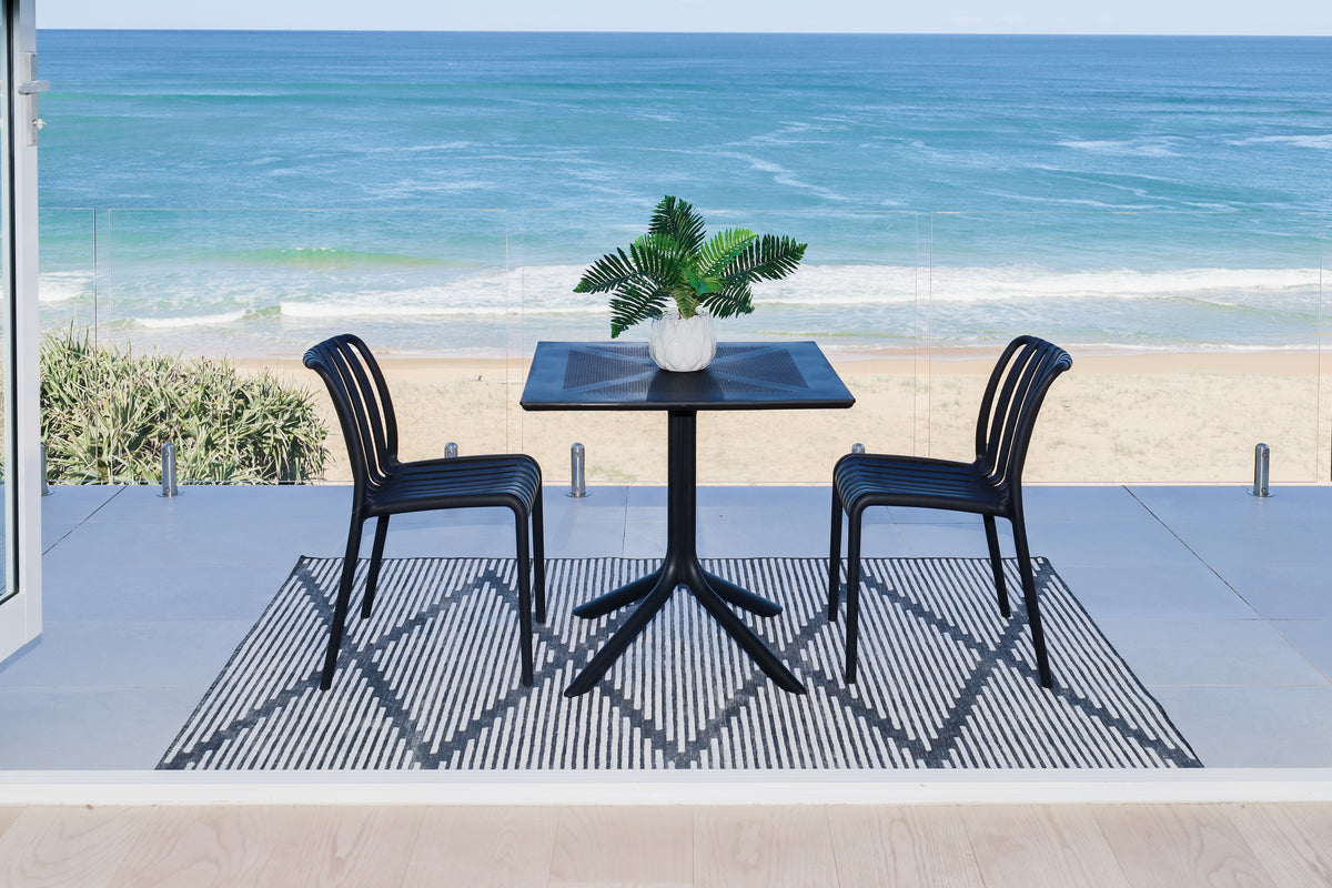 Bertioga Black Commercial Cafe Chair