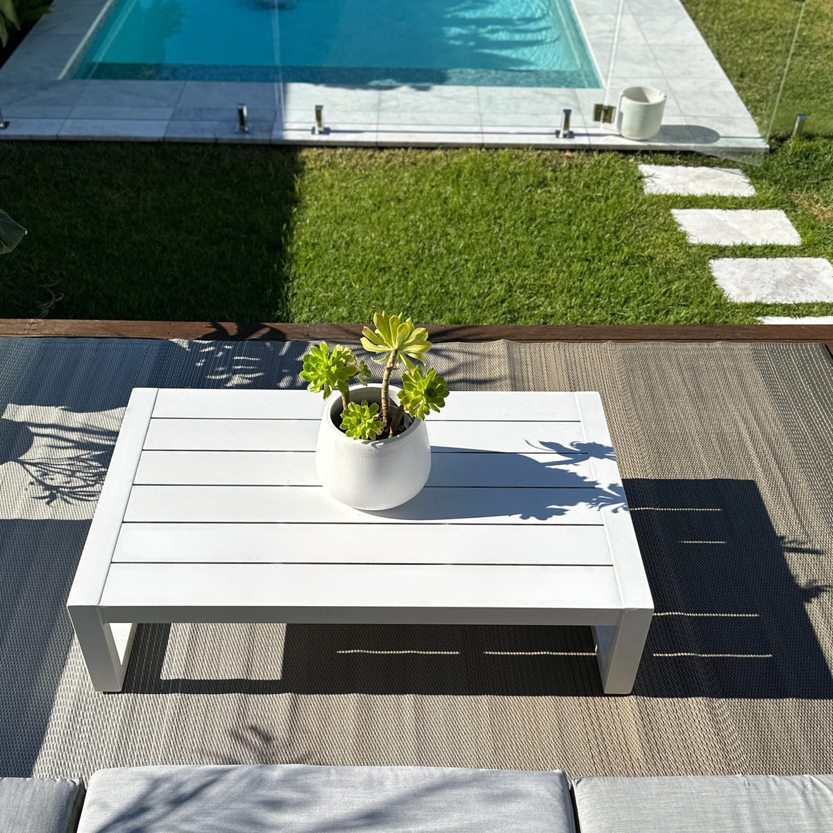Big Sur Ash Modern Recycled Plastic Outdoor Rug - Fab Habitat , Recycled Plastic Rugs & Mats, 