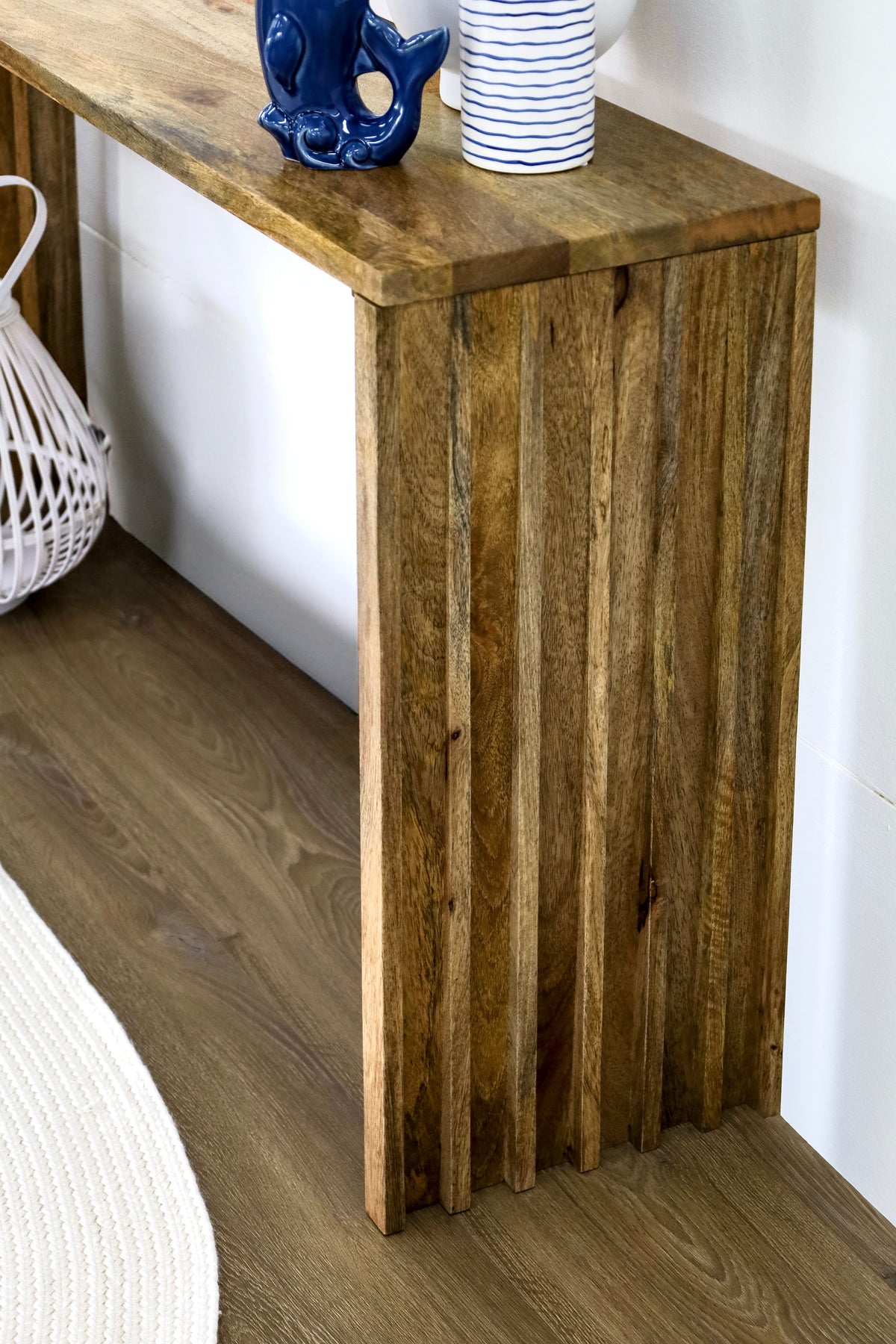 Black Brera hallway console table 110cm with modern decor – Buy online in Australia