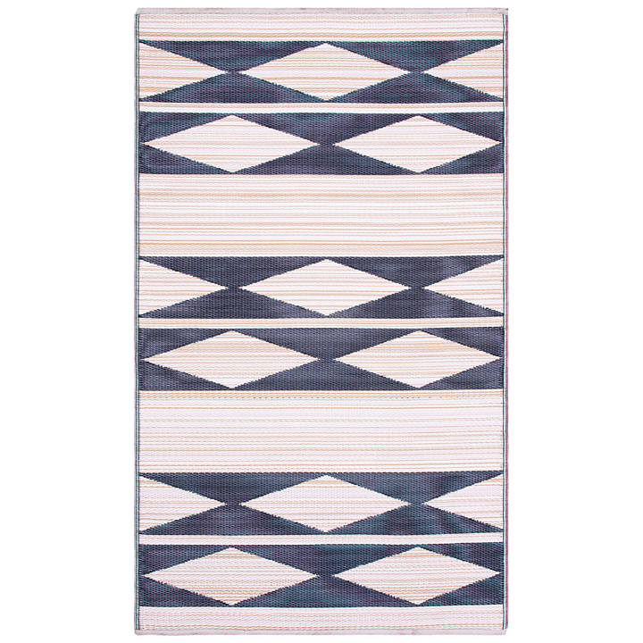 Cairo Modern Outdoor Recycled Plastic Large Carpet - Fab Habitat , Recycled Plastic Rugs & Mats, [product_size],