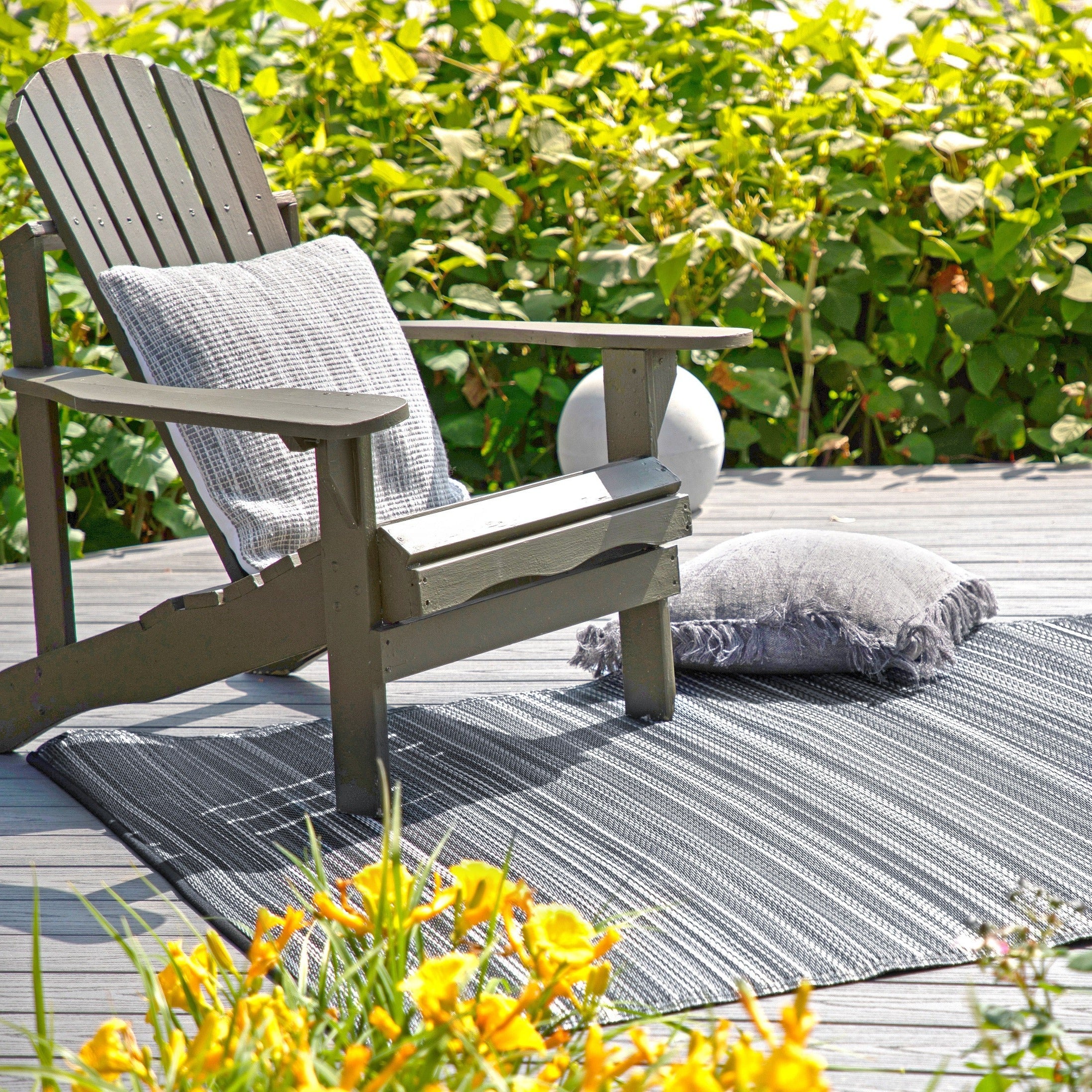 Buy Cancun Midnight Modern Reversible Outdoor Area Rug online Australia