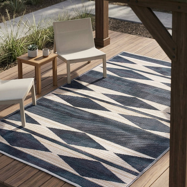 Cairo Modern Outdoor Recycled Plastic Rug