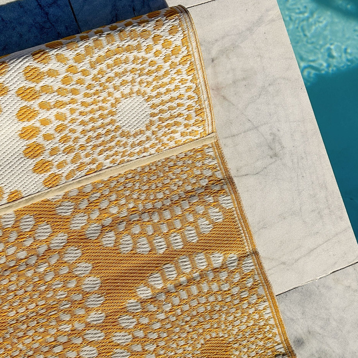 Daisies Yellow Recycled Plastic Large Outdoor Rug - Fab Habitat , Recycled Plastic Rugs & Mats, 
