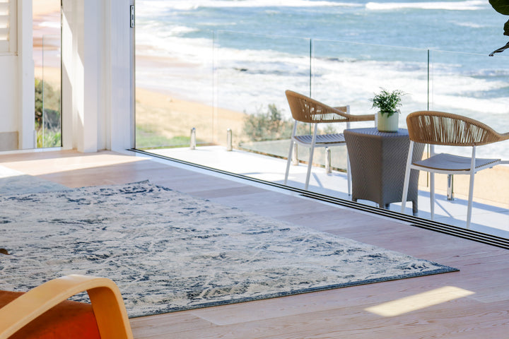 Kure Navy and White Traditional Distrssed Rug