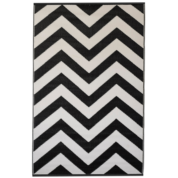 Laguna Black and White Chevron Large Recycled Plastic Rug - Fab Habitat , Recycled Plastic Rugs & Mats, 