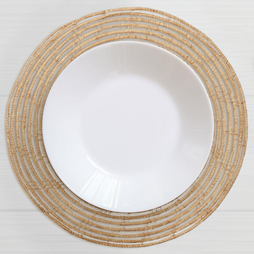 Set Of 4 Magpie 38 cm Palm Fibre Handmade Round Placemat - Fab Habitat , Placemats, 