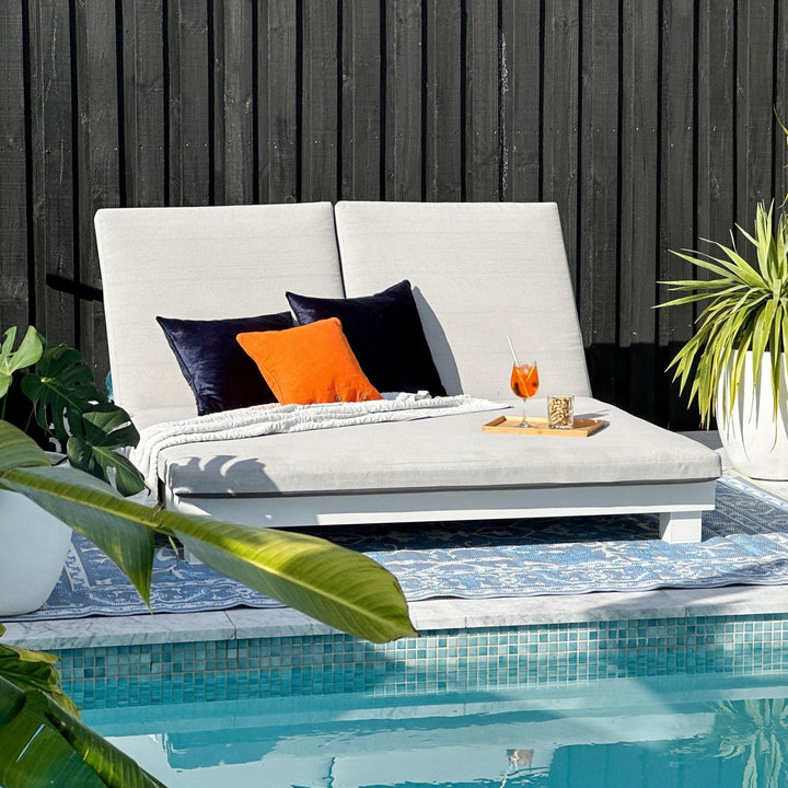 Nain Blue Recycled Plastic Outdoor Rug - Fab Habitat , Recycled Plastic Rugs & Mats, [product_size],