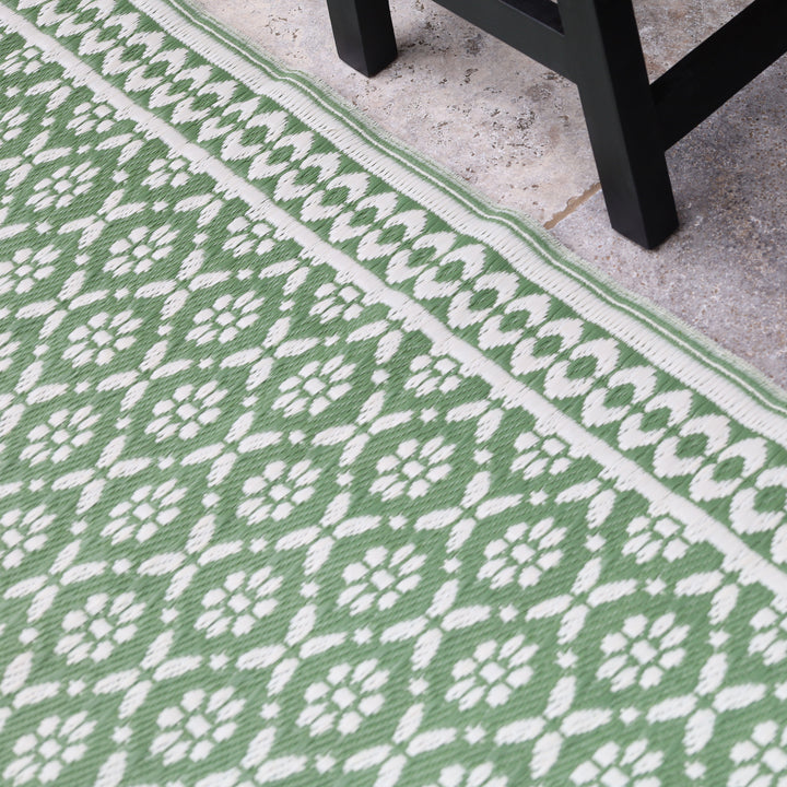 Ronda Sage Recycled Plastic Outdoor Large Rug
