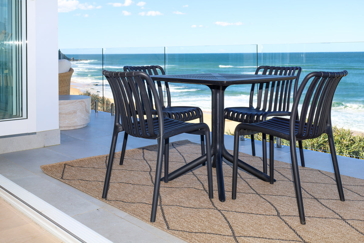 Santacruz Black Outdoor Table