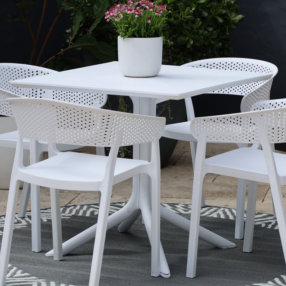 Santacruz White Cafe Table