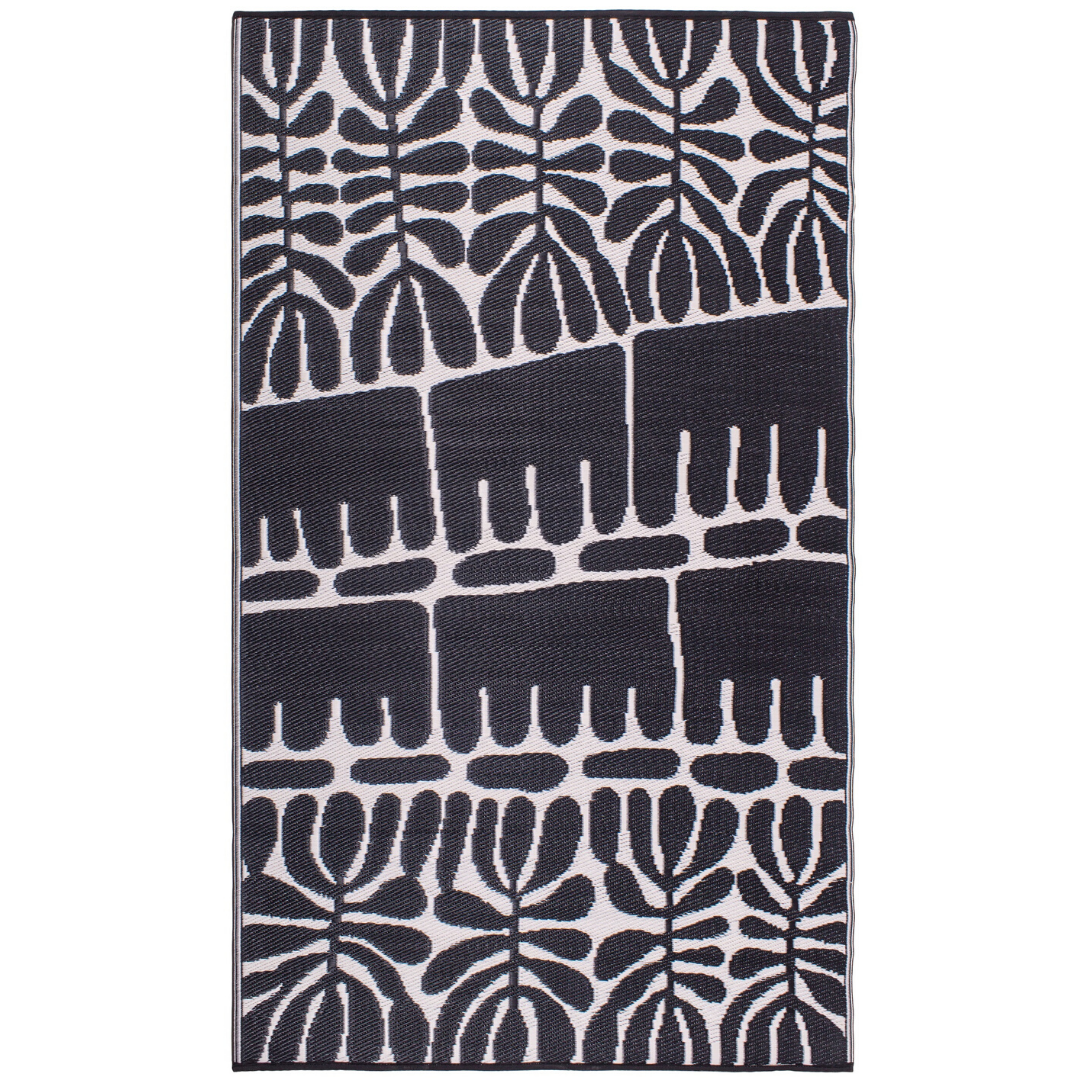 Serowe Black and White Waterproof Large Outdoor Rug - Fab Habitat , Recycled Plastic Rugs & Mats, 