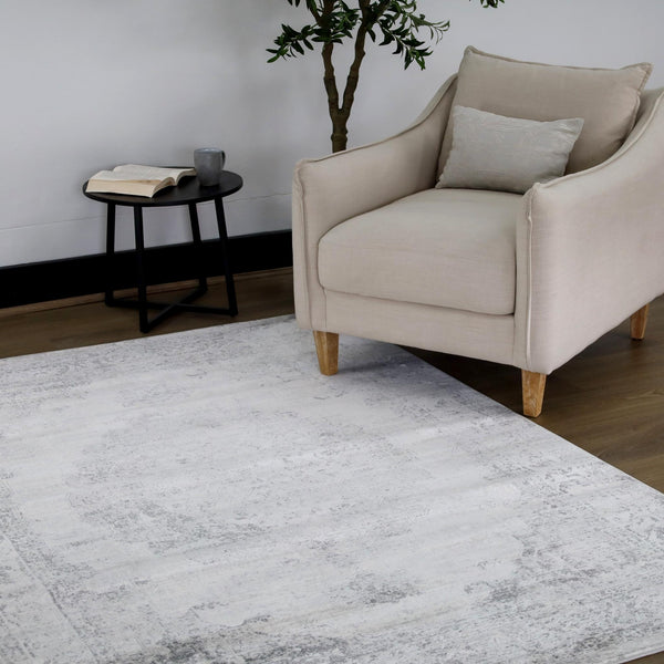Taipei White and Grey Traditional Distressed Rug