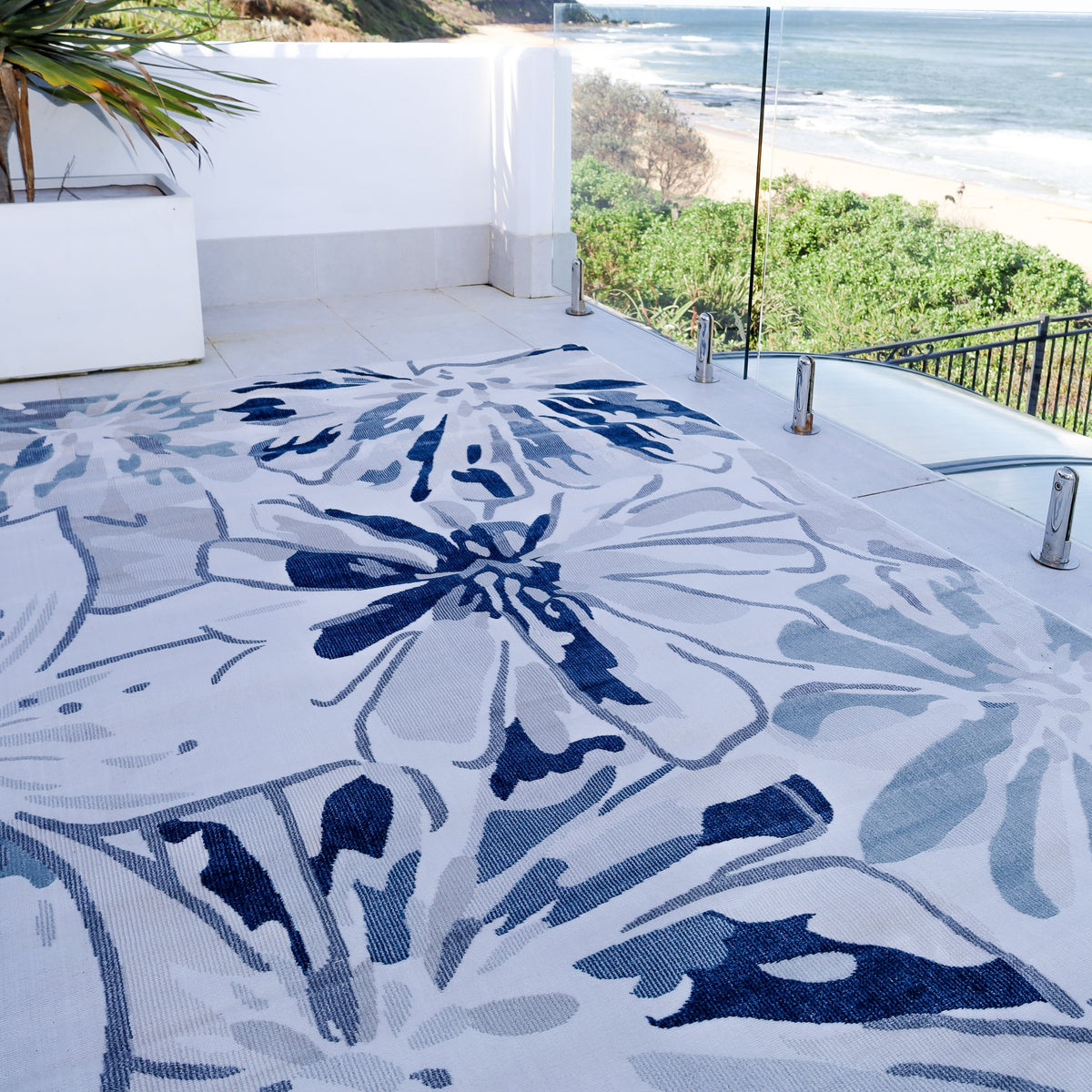 Tawang Navy and Cream Indoor Outdoor Large Rug