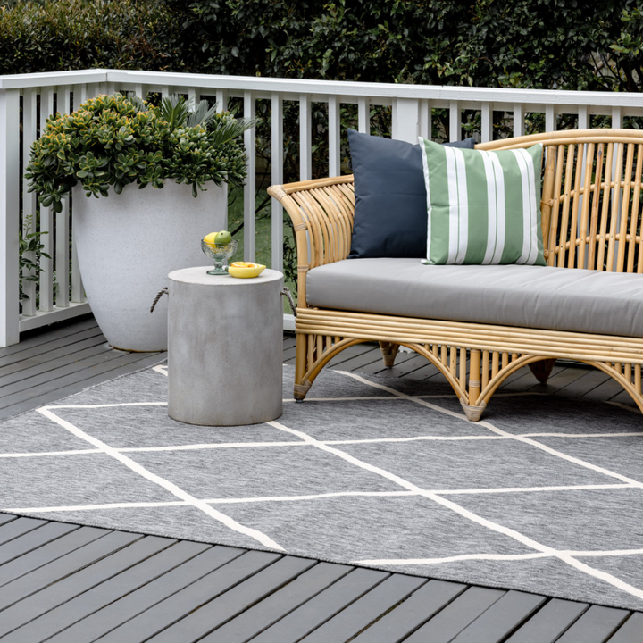 Tucson Diamond Pattern Outdoor Large Grey Rug - Fab Habitat , Outdoor Rugs, [product_size],