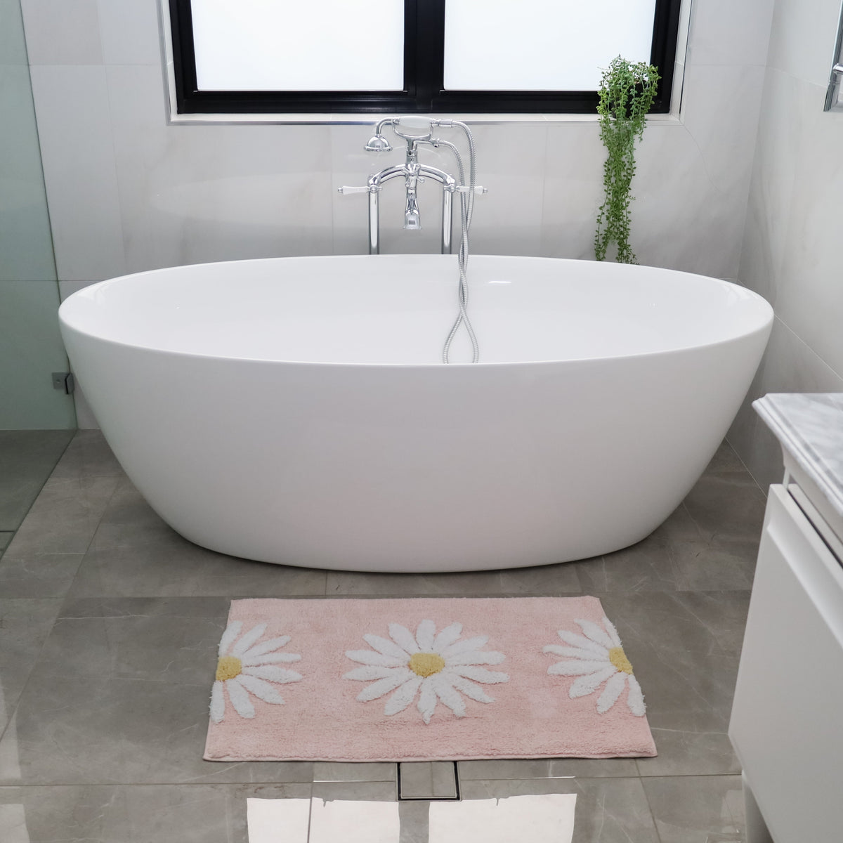 Woodcliff pink bathroom mat 50x80 cm – Buy online in Australia