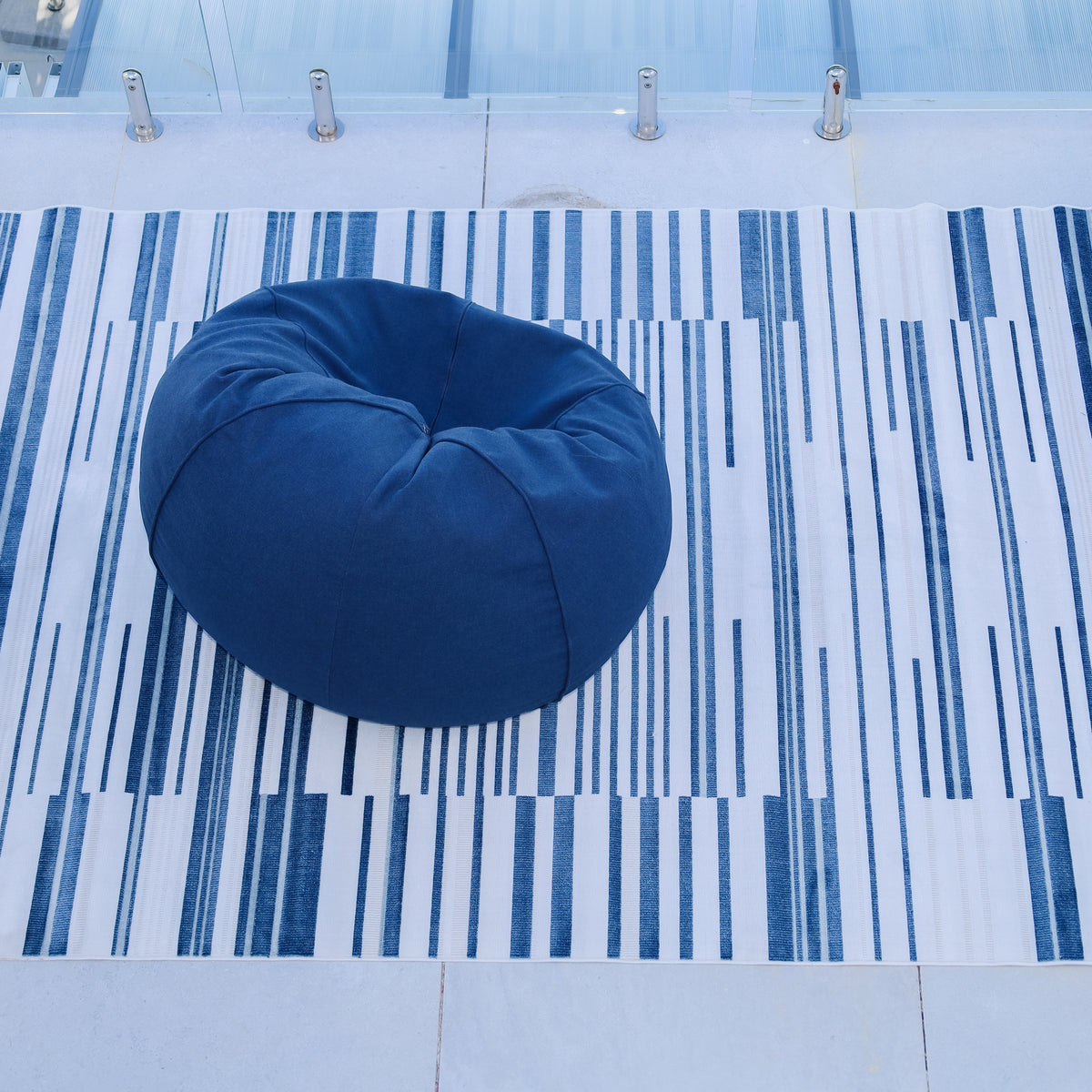 Yomi Navy and Cream Indoor Outdoor Large Rug