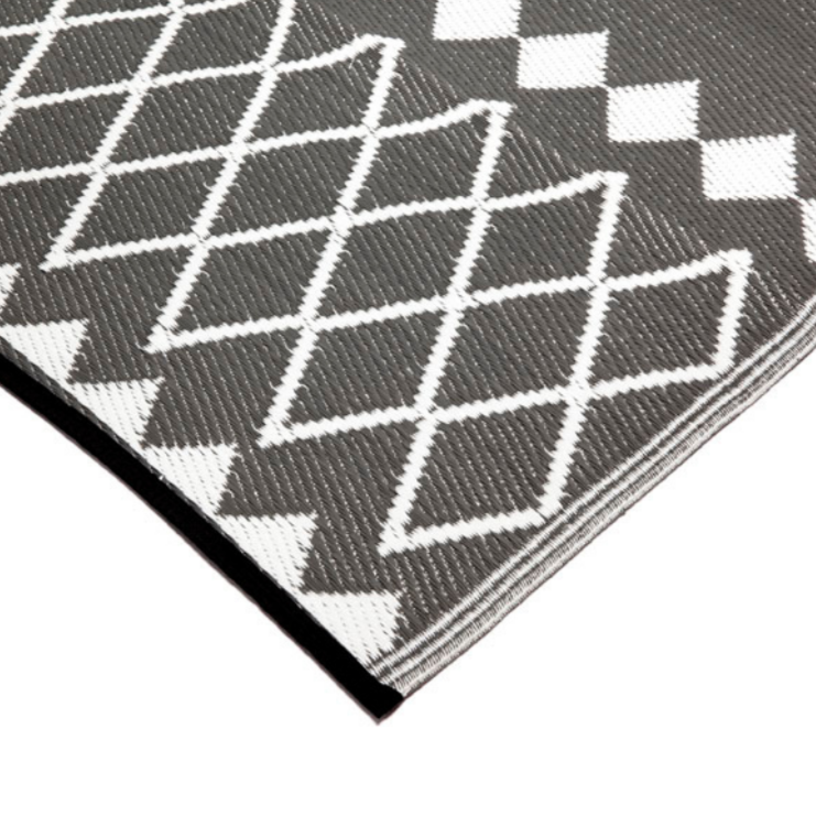 Cadix Reversible and Washable Outdoor Large Rug - Recycled Plastic Rugs & Mats Fab Habitat