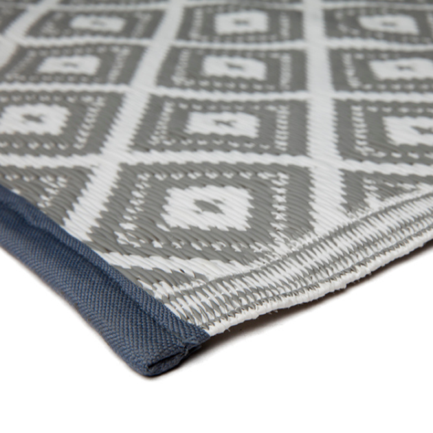 Kimberley Grey and White Diamond Recycled Plastic Large Rug - Fab Habitat , Recycled Plastic Rugs & Mats, 