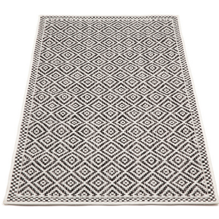 Moti Black and White Diamond Polypropylene Large Outdoor Rug - Fab Habitat , Outdoor Rugs, 