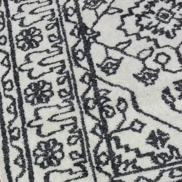 Neel Ivory and Black 100% Wool Rug