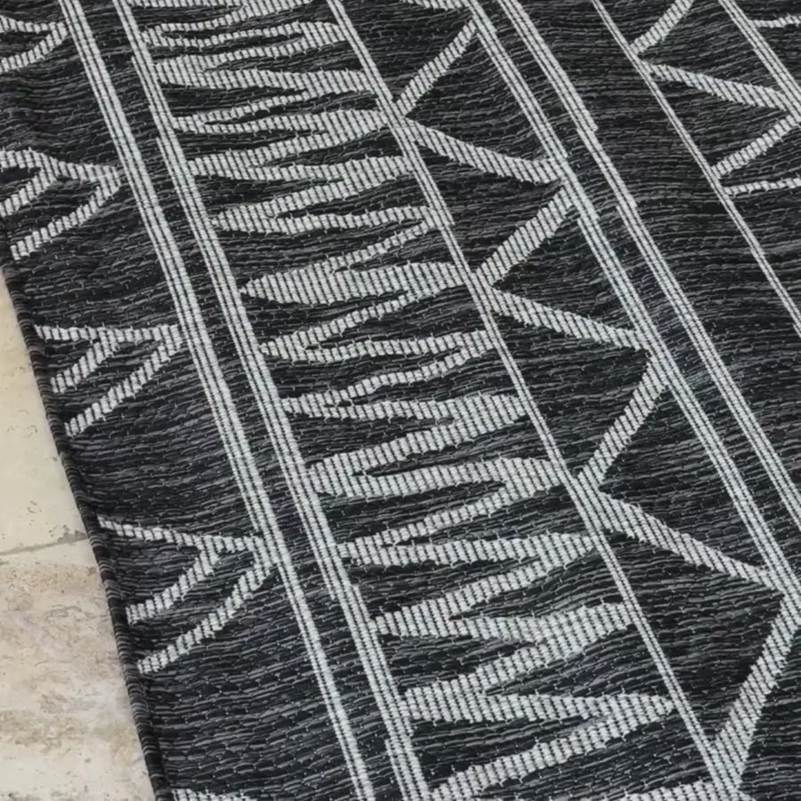 Perla Tribal Polypropylene Outdoor Rug