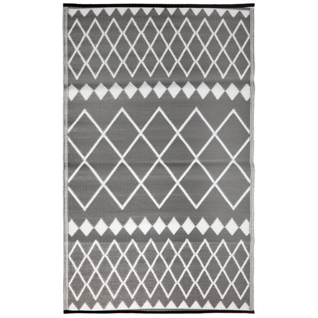 Cadix Outdoor Picnic Area Rug - Recycled Plastic Rugs & Mats Fab Habitat