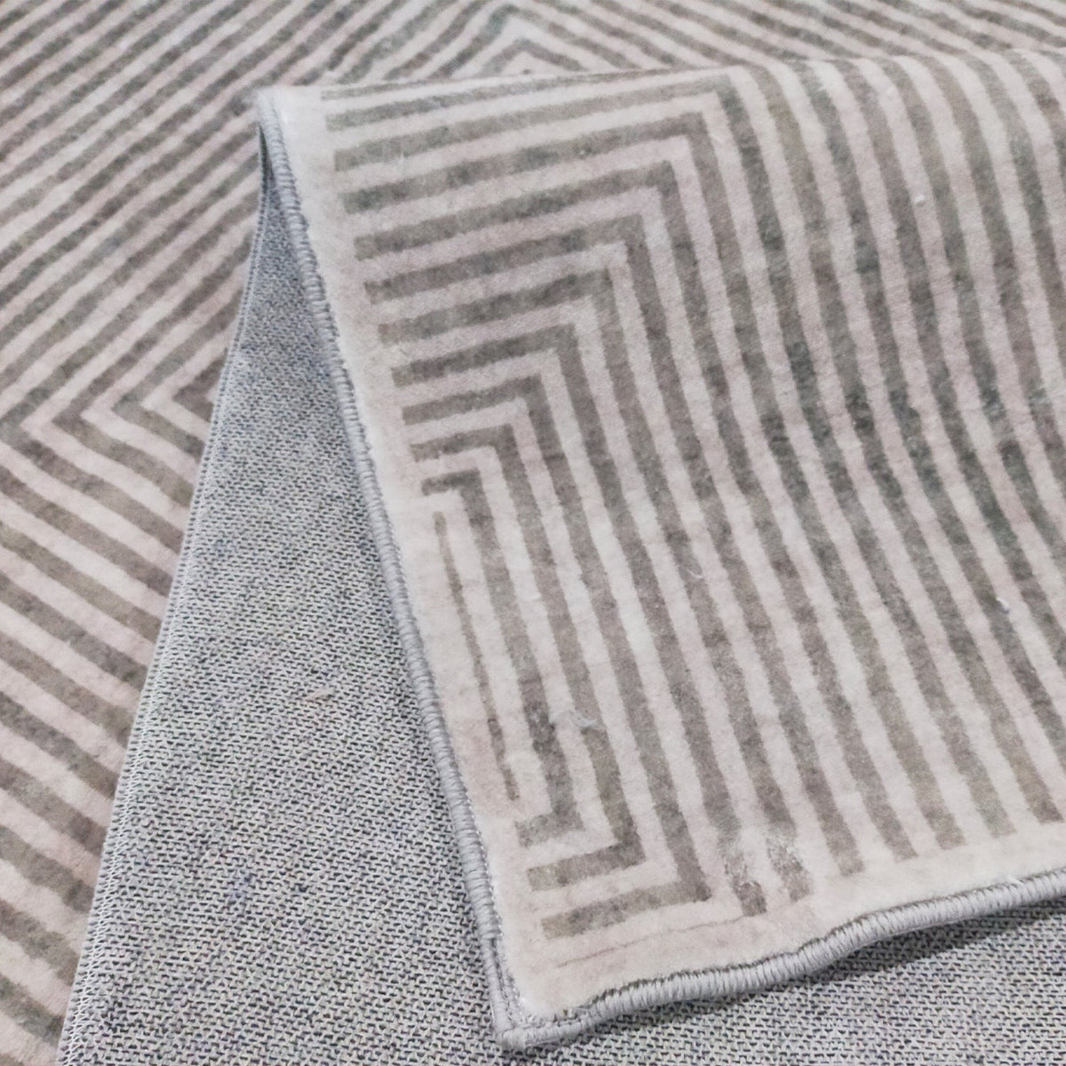 Pam Grey Machine Washable Large Rug - Rugs Fab Habitat